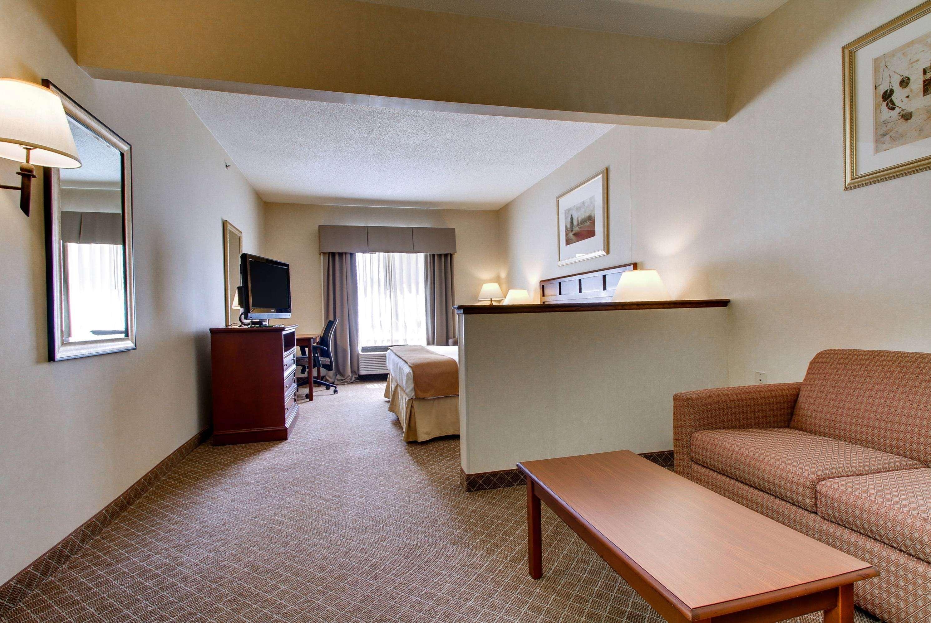 Baymont By Wyndham Kirksville University Area Eksteriør billede