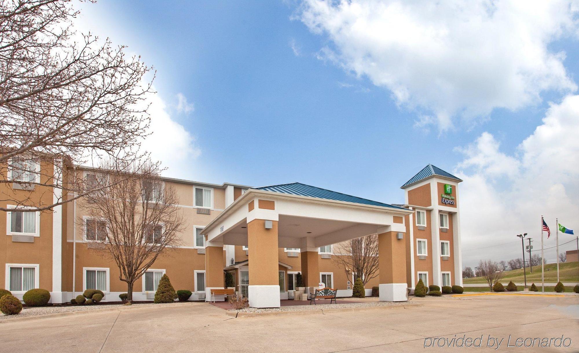 Baymont By Wyndham Kirksville University Area Eksteriør billede