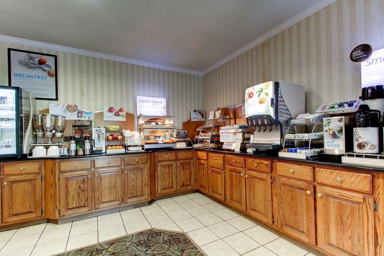 Baymont By Wyndham Kirksville University Area Eksteriør billede
